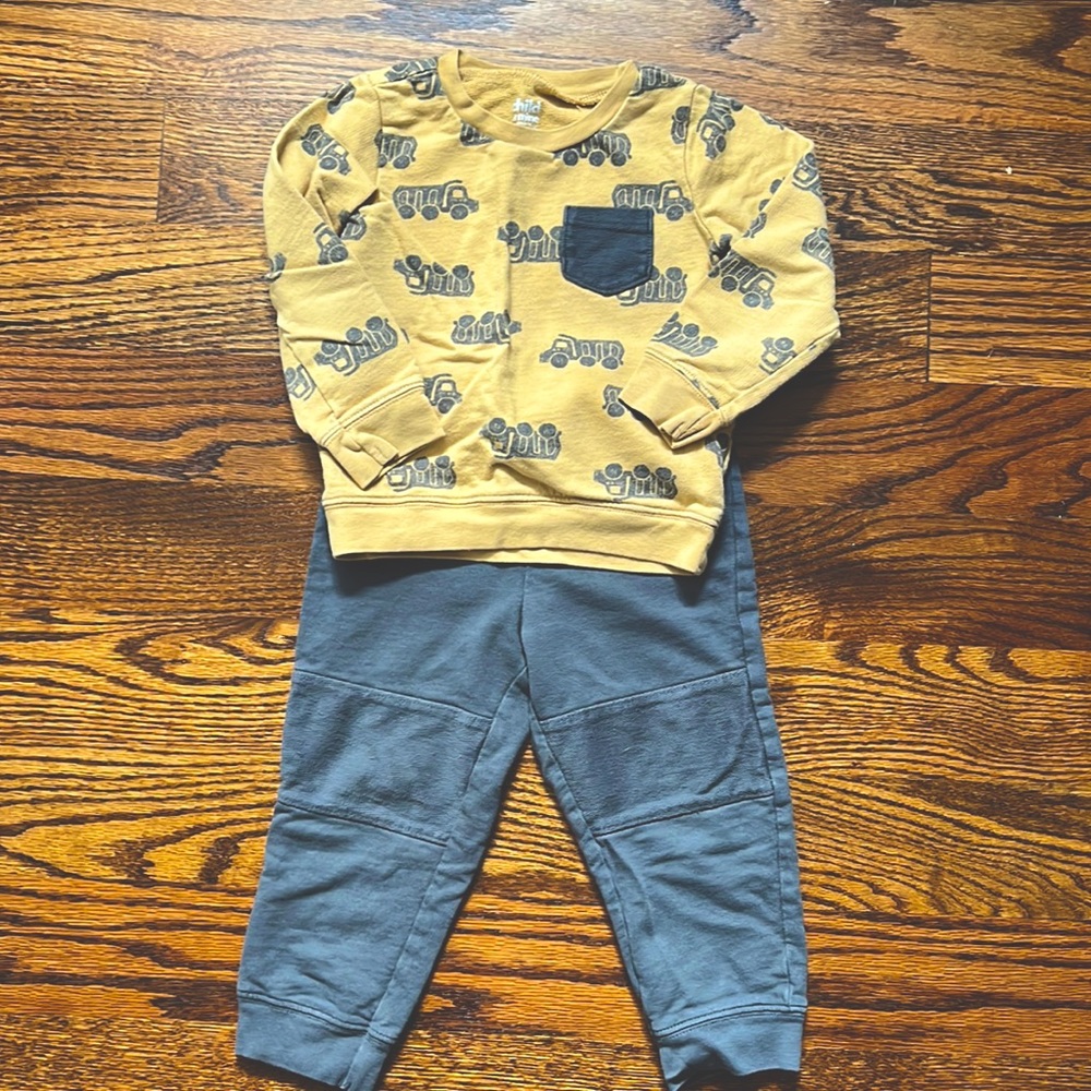 Child of Mine baby boys sweatpants/sweatshirt set, size 24 months